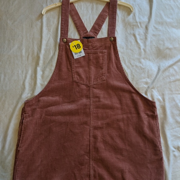 Forever 21 Dresses & Skirts - Overall dress